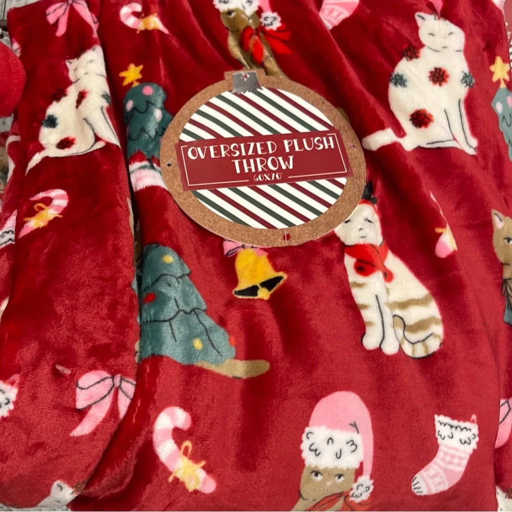 Christmas Cats in Holiday Outfits Red Cats Plush Throw blanket 60”x70” NWT